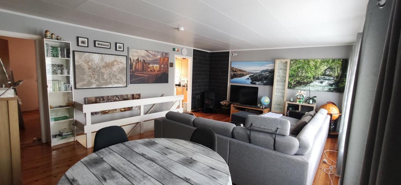 Sleeps 8 - 3 Bedrooms Кристиансан Екстериор снимка