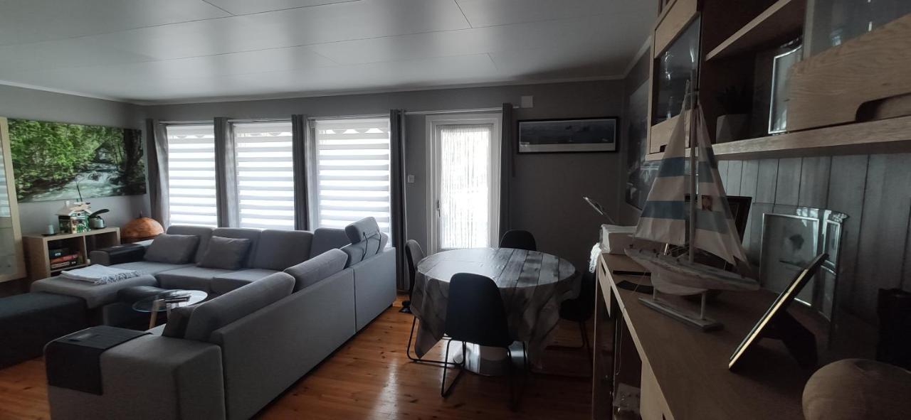 Sleeps 8 - 3 Bedrooms Кристиансан Екстериор снимка